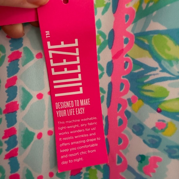 Lilly Pulitzer Maraca My World Lyle Top XL NWT - Picture 5 of 8